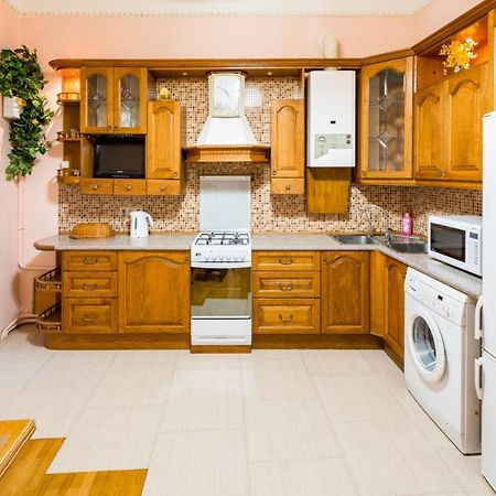 Do Lvova Central Apartments Bagian luar foto