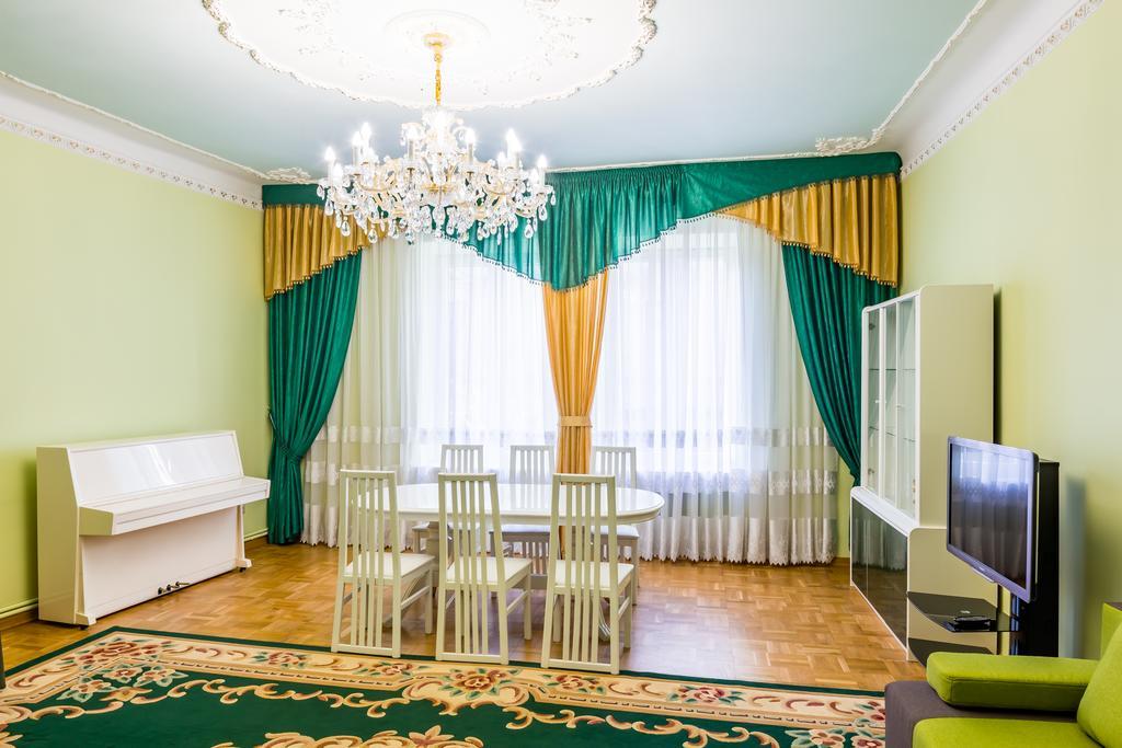 Do Lvova Central Apartments Bagian luar foto