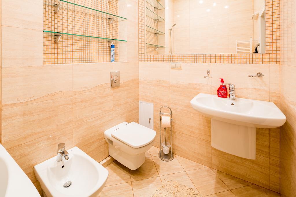 Do Lvova Central Apartments Bagian luar foto