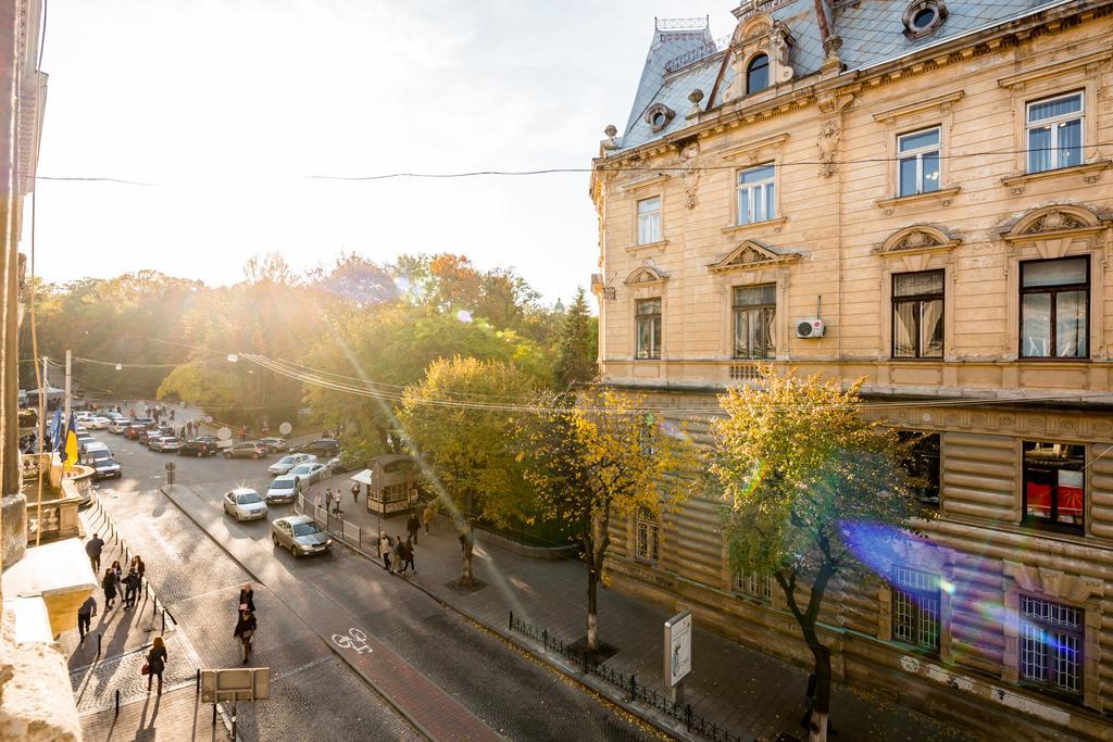 Do Lvova Central Apartments Bagian luar foto
