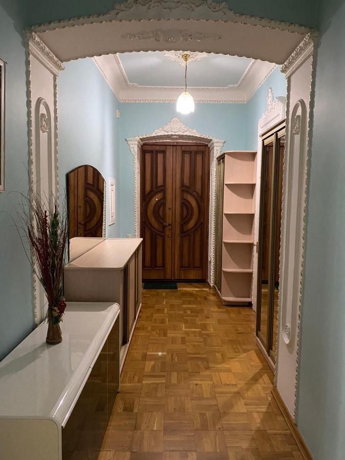 Do Lvova Central Apartments Bagian luar foto