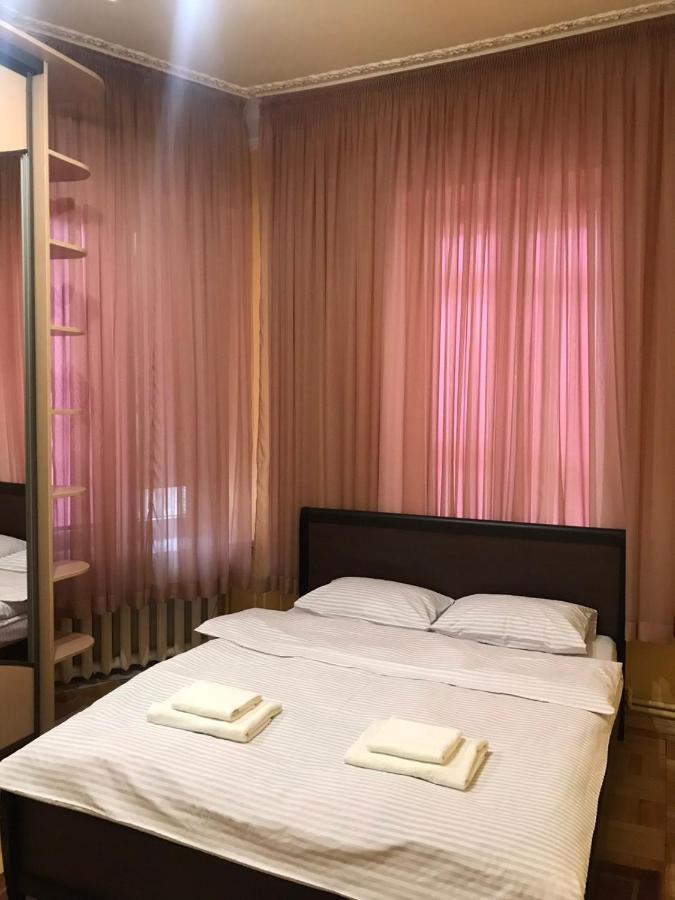 Do Lvova Central Apartments Bagian luar foto